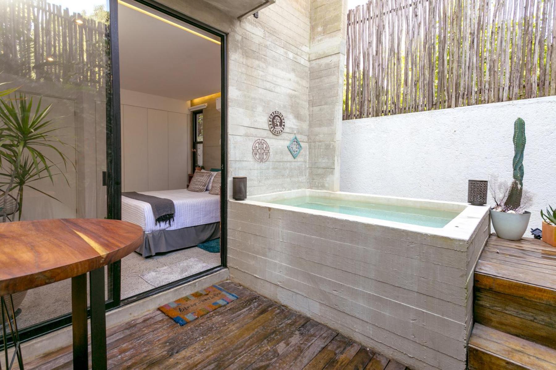 With Private Plunge Pool At Madara Earth 1 Apartment